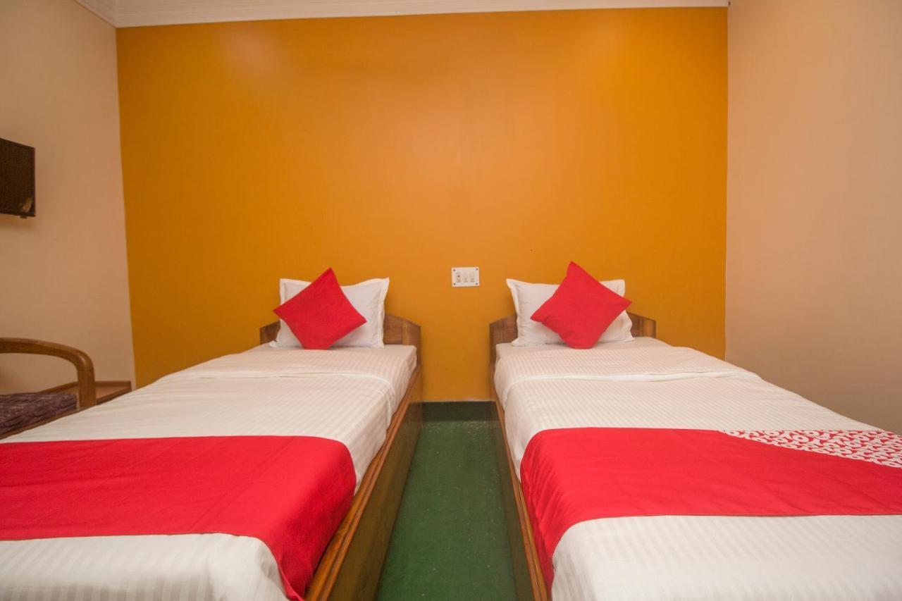 Oyo 48133 Hotel Payel Māldah Zewnętrze zdjęcie