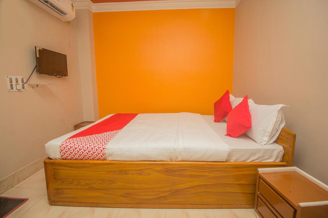 Oyo 48133 Hotel Payel Māldah Zewnętrze zdjęcie