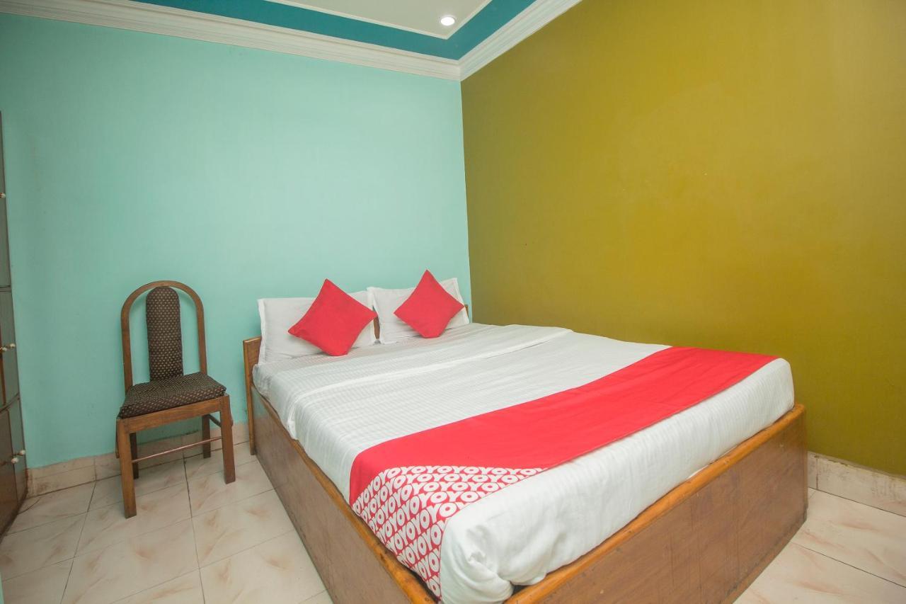 Oyo 48133 Hotel Payel Māldah Zewnętrze zdjęcie