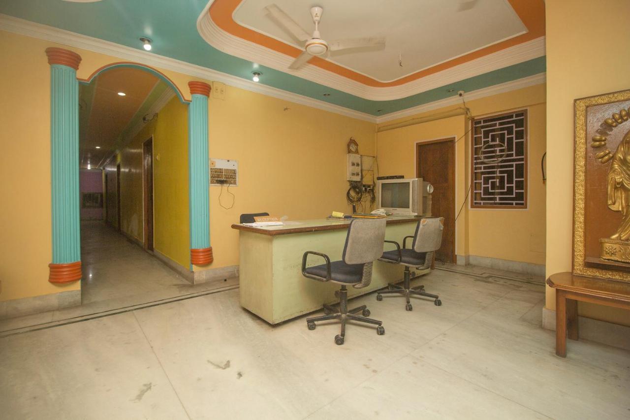 Oyo 48133 Hotel Payel Māldah Zewnętrze zdjęcie