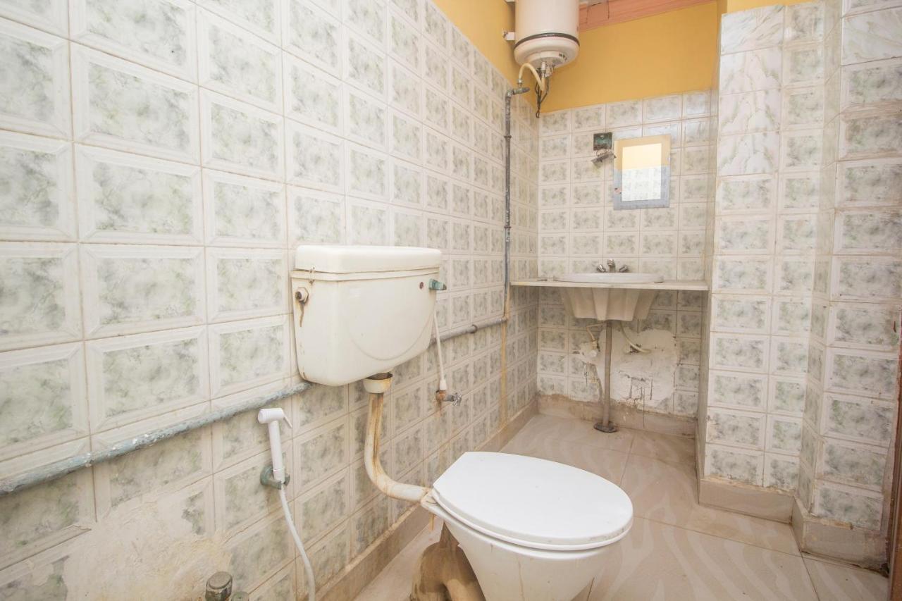 Oyo 48133 Hotel Payel Māldah Zewnętrze zdjęcie